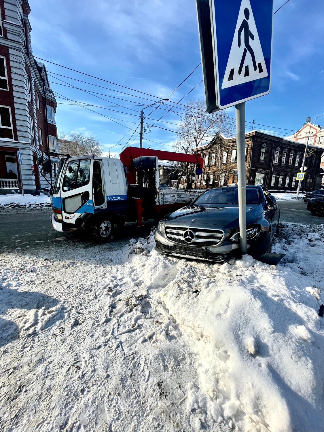 Эвакуатор с манипулятором для легковых авто
