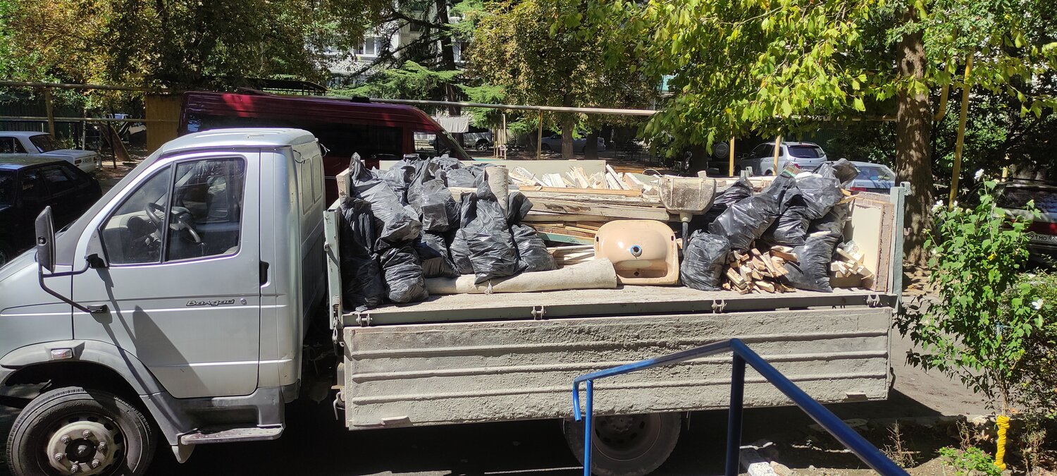 Вывоз бытового мусора в мешках