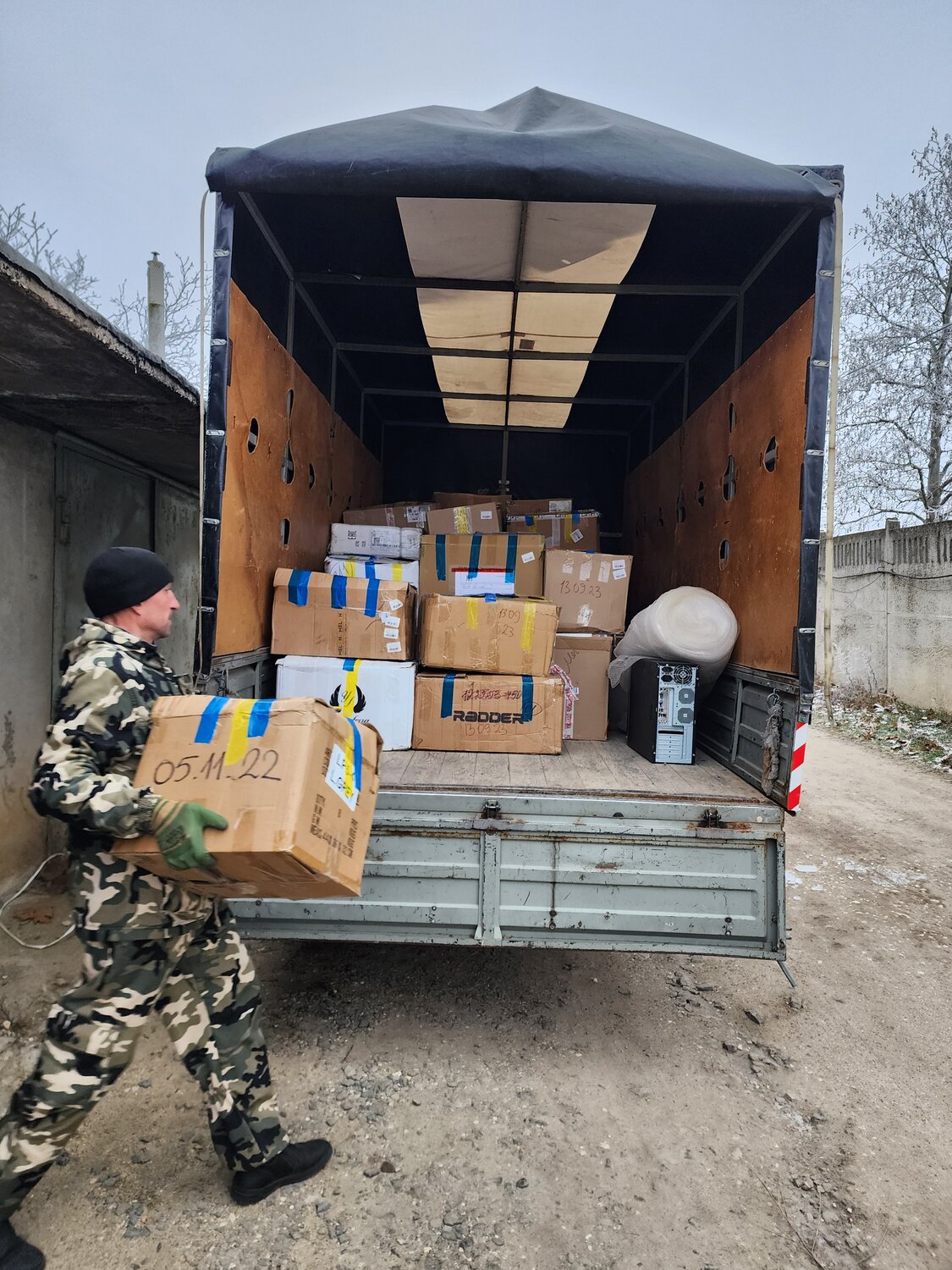 Газель с грузчиками